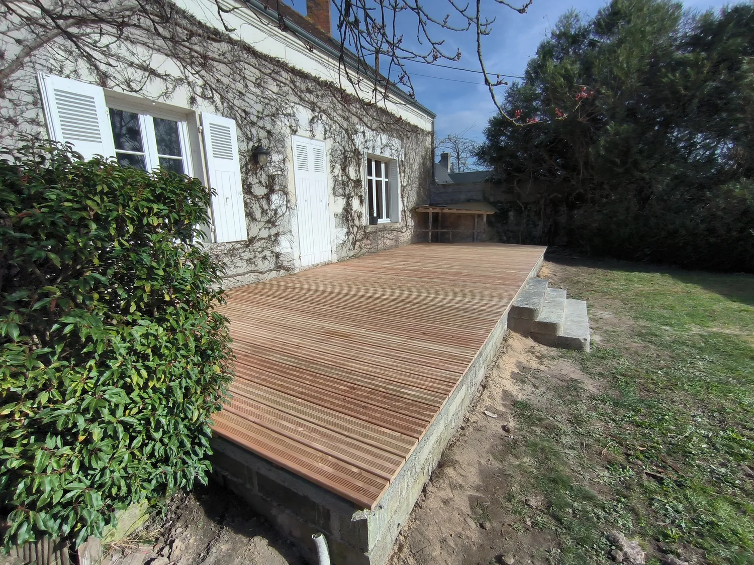 creation et pose de carports bois montrichard
